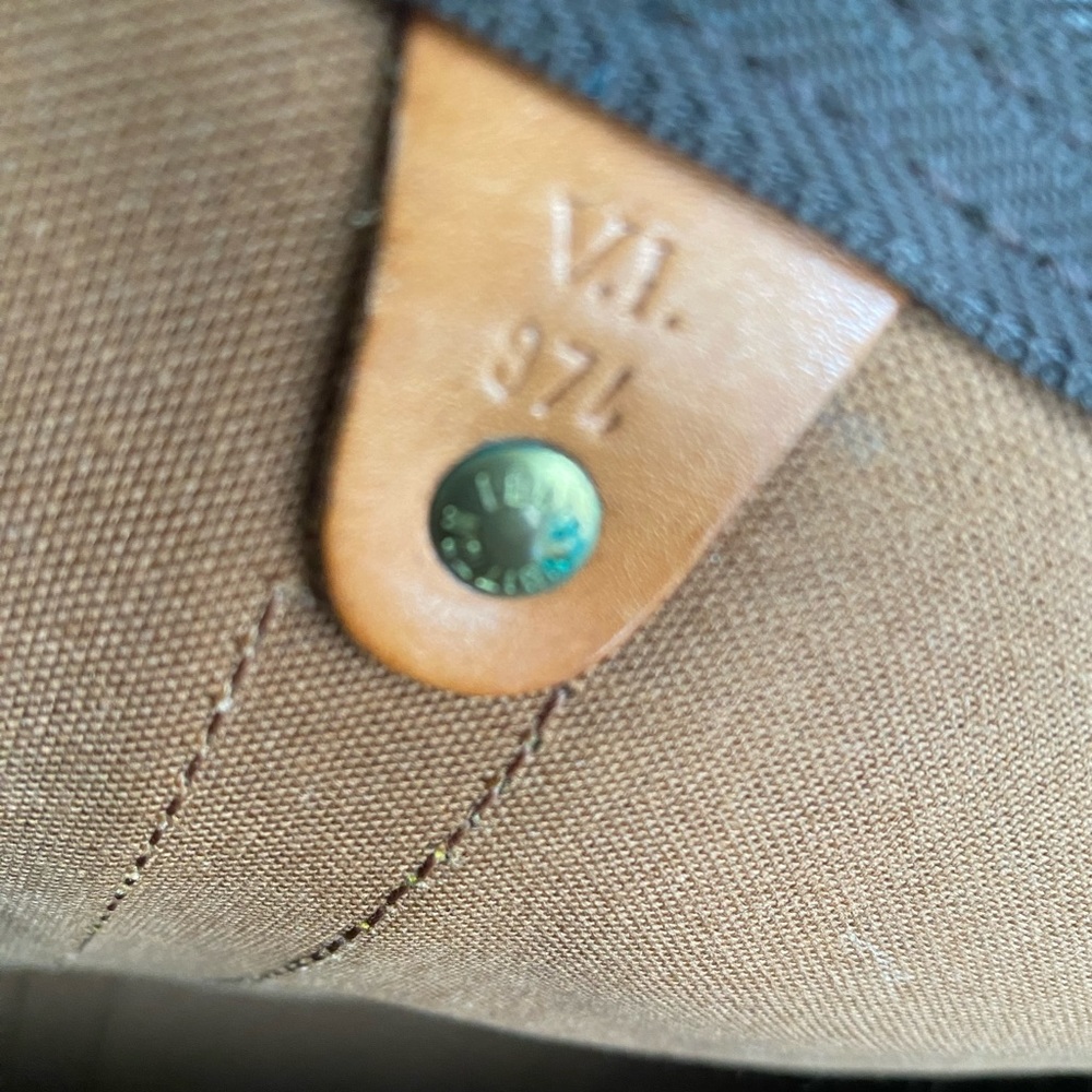 Louis Vuitton Keepall Bag Monogram Canvas 45 - Picture 4 of 16